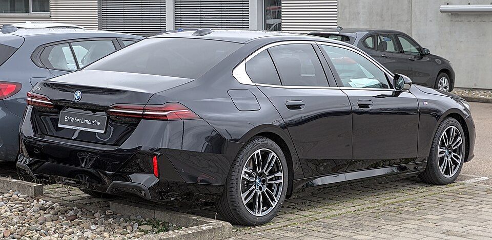 BMW i5